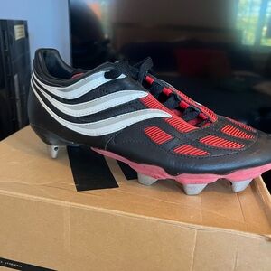 Adidas Women’s Soft Ground Metal Cleats